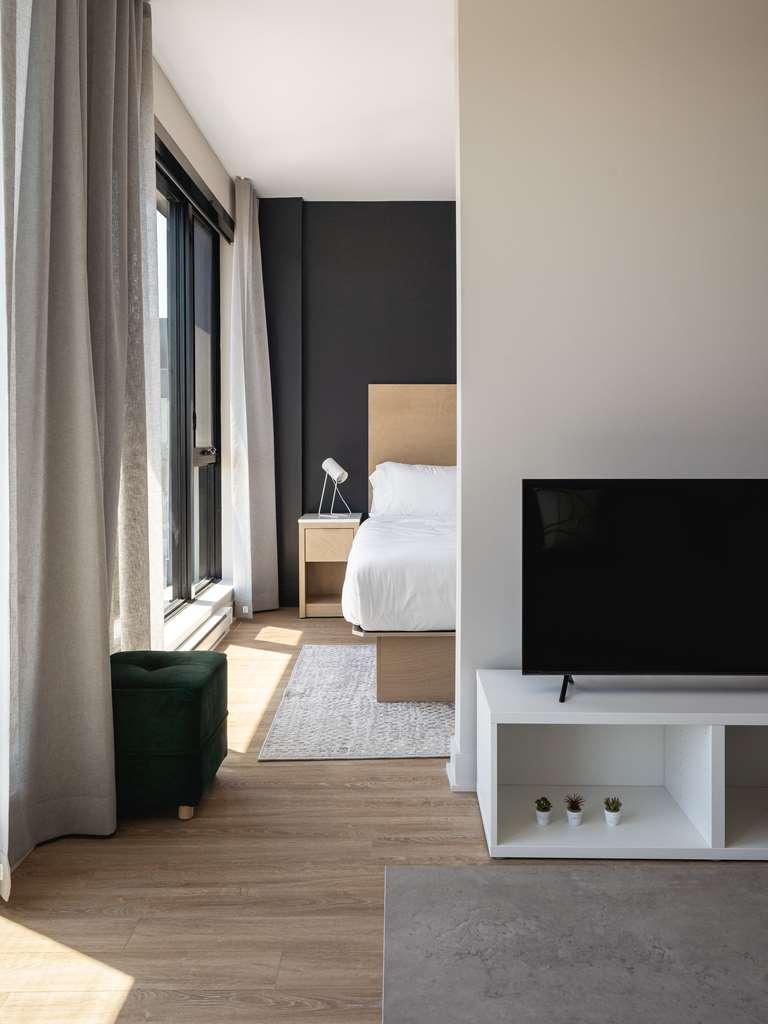 Griffintown Hotel Монреаль Номер фото